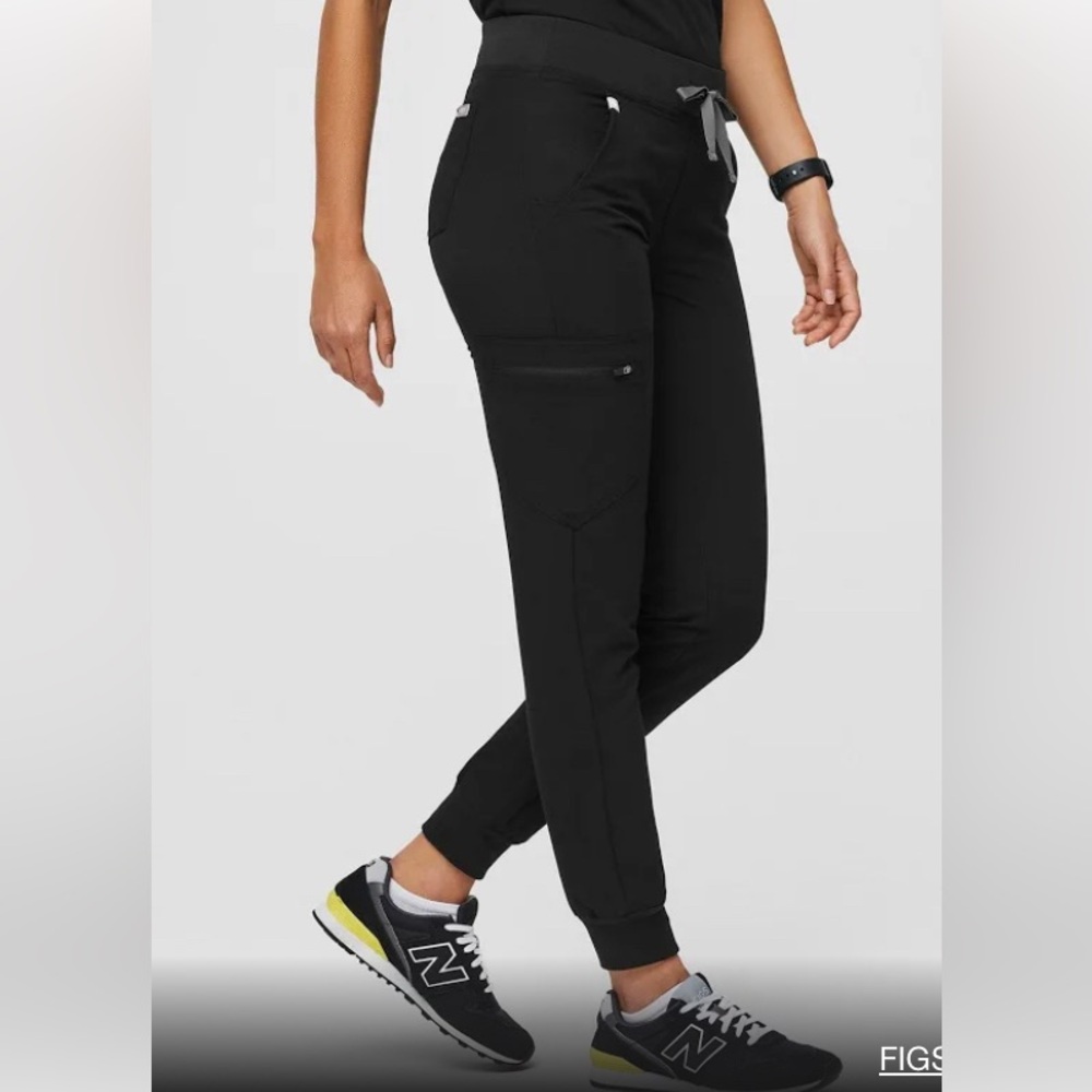 Figs XS Black Zamora Jogger Scrub Pants - regular